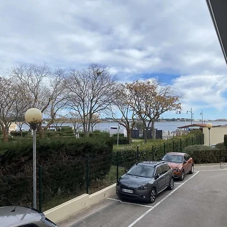 Avec Climatisation, Internet Et Garage A - Fr-1-553-247 *